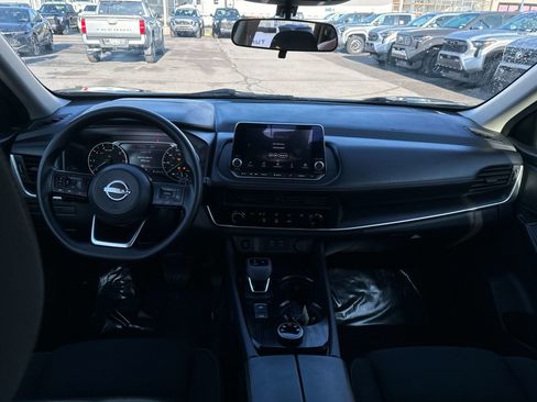 Used 2024 Nissan Rogue S AWD/4WD image 14