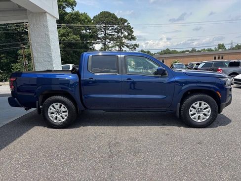 Used 2022 Nissan Frontier SV AWD/4WD image 20