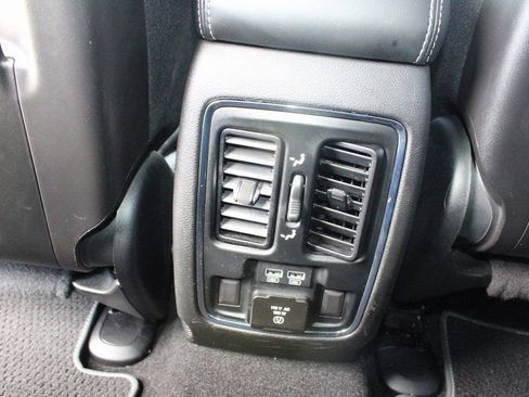 Used 2021 Jeep Grand Cherokee Limited w/ Quick Order Package 28K 80th AWD/4WD image 48