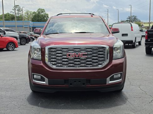 Used 2020 GMC Yukon XL Denali RWD image 9