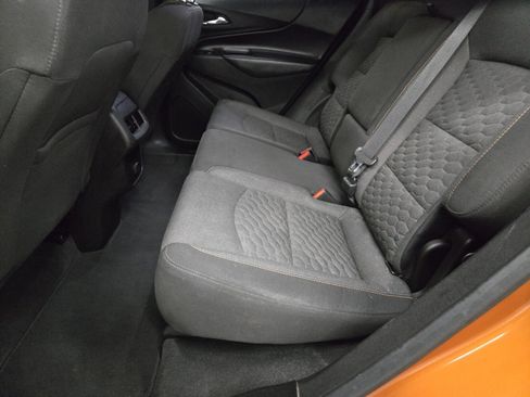 Used 2018 Chevrolet Equinox LT FWD image 7