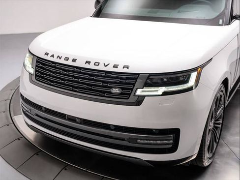 Used 2024 Land Rover Range Rover SE AWD/4WD image 30