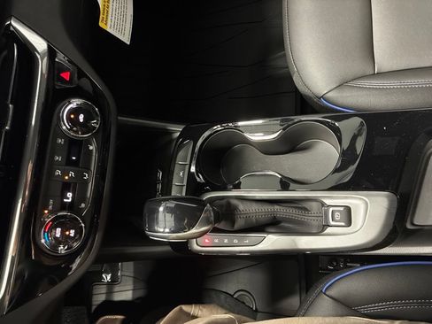 New 2026 Buick Envista Sport Touring w/ Convenience I Package FWD image 17