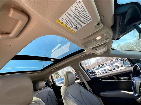 Used 2022 Lincoln Nautilus Reserve w/ Equipment Group 201A image 19