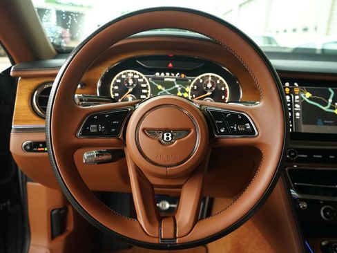 Used 2021 Bentley Flying Spur W12 w/ First Edition Specification AWD/4WD image 6