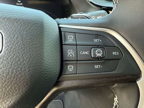 New 2026 Jeep Grand Cherokee Limited image 29