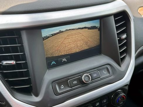 Used 2019 GMC Acadia SLE AWD/4WD image 26