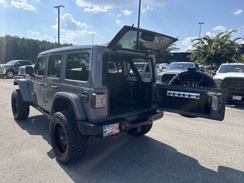Used 2020 Jeep Wrangler Unlimited Rubicon AWD/4WD image 18