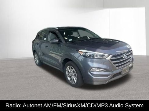 Used 2016 Hyundai Tucson SE w/ Option Group 02 FWD image 4