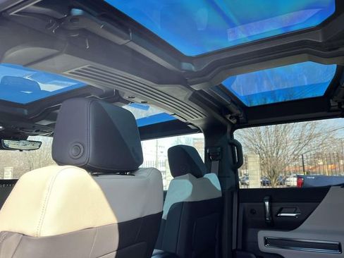 New 2026 GMC Hummer EV SUV image 14