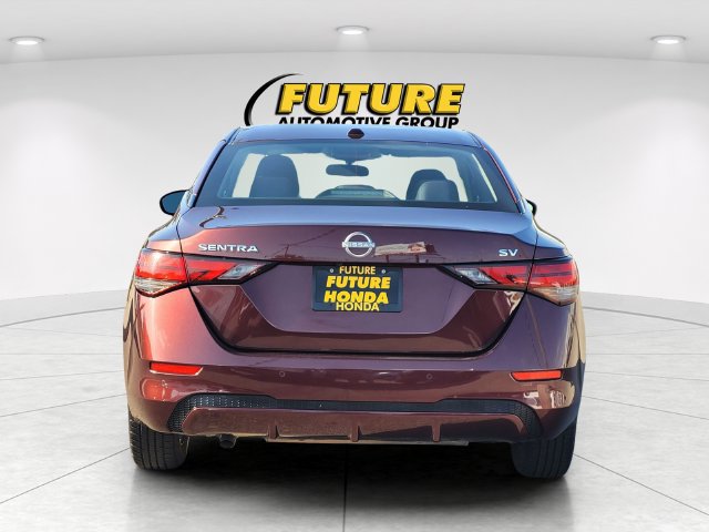Used 2024 Nissan Sentra SV FWD image 8