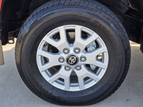 Used 2026 Toyota Tacoma SR AWD/4WD image 9