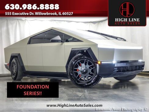 Used 2024 Tesla Cybertruck AWD Crew Cab image 1