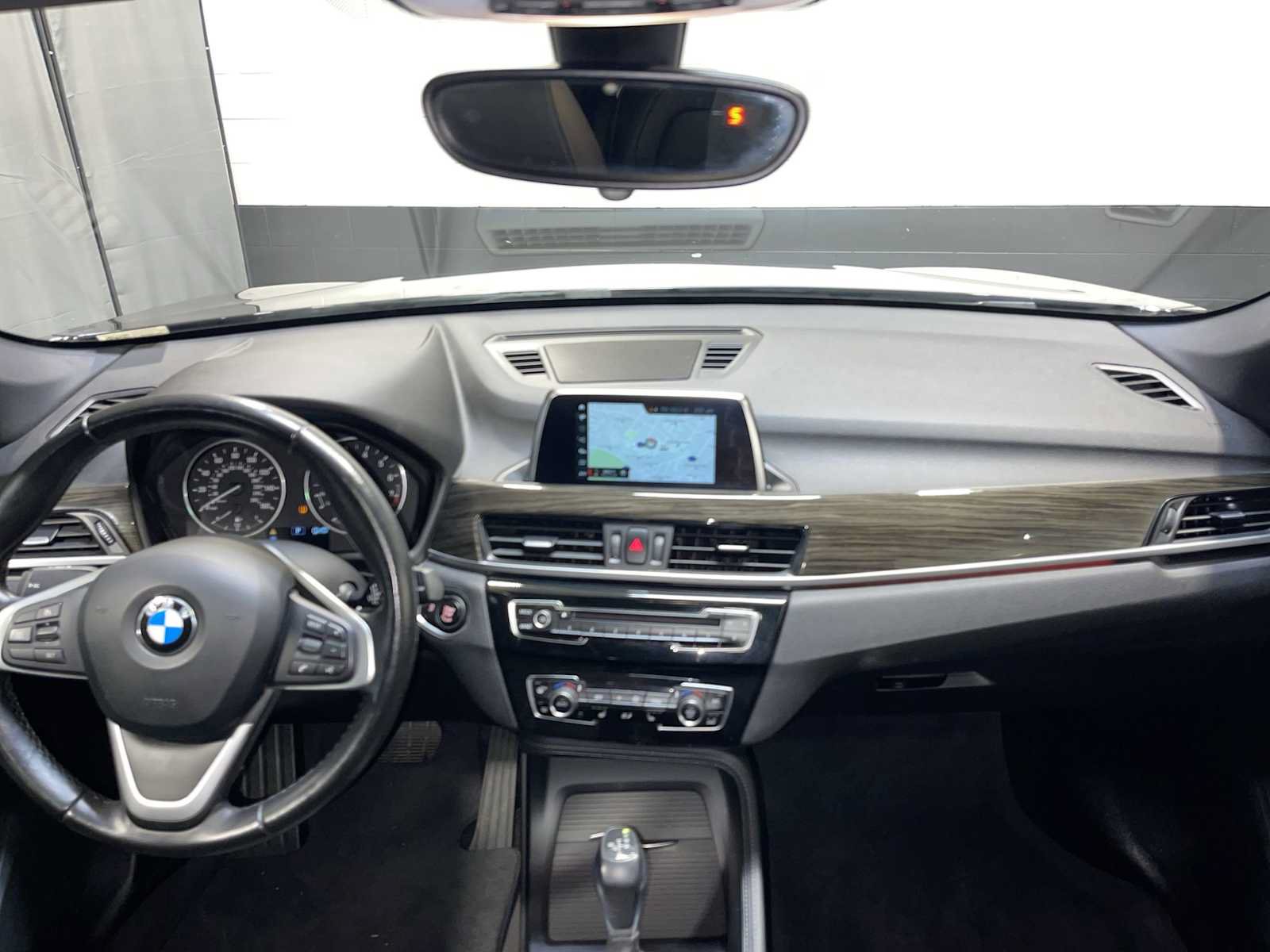 Used 2018 BMW X1 xDrive28i AWD/4WD image 10