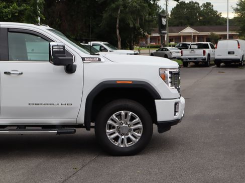Used 2022 GMC Sierra 2500 Denali AWD/4WD image 7