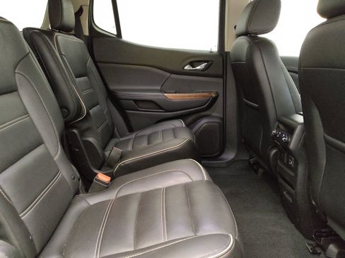 Used 2019 GMC Acadia Denali w/ Technology Package FWD image 19