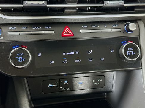 Used 2025 Hyundai Sonata SEL FWD image 23