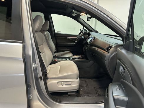 Certified 2023 Honda Passport EX-L image 39