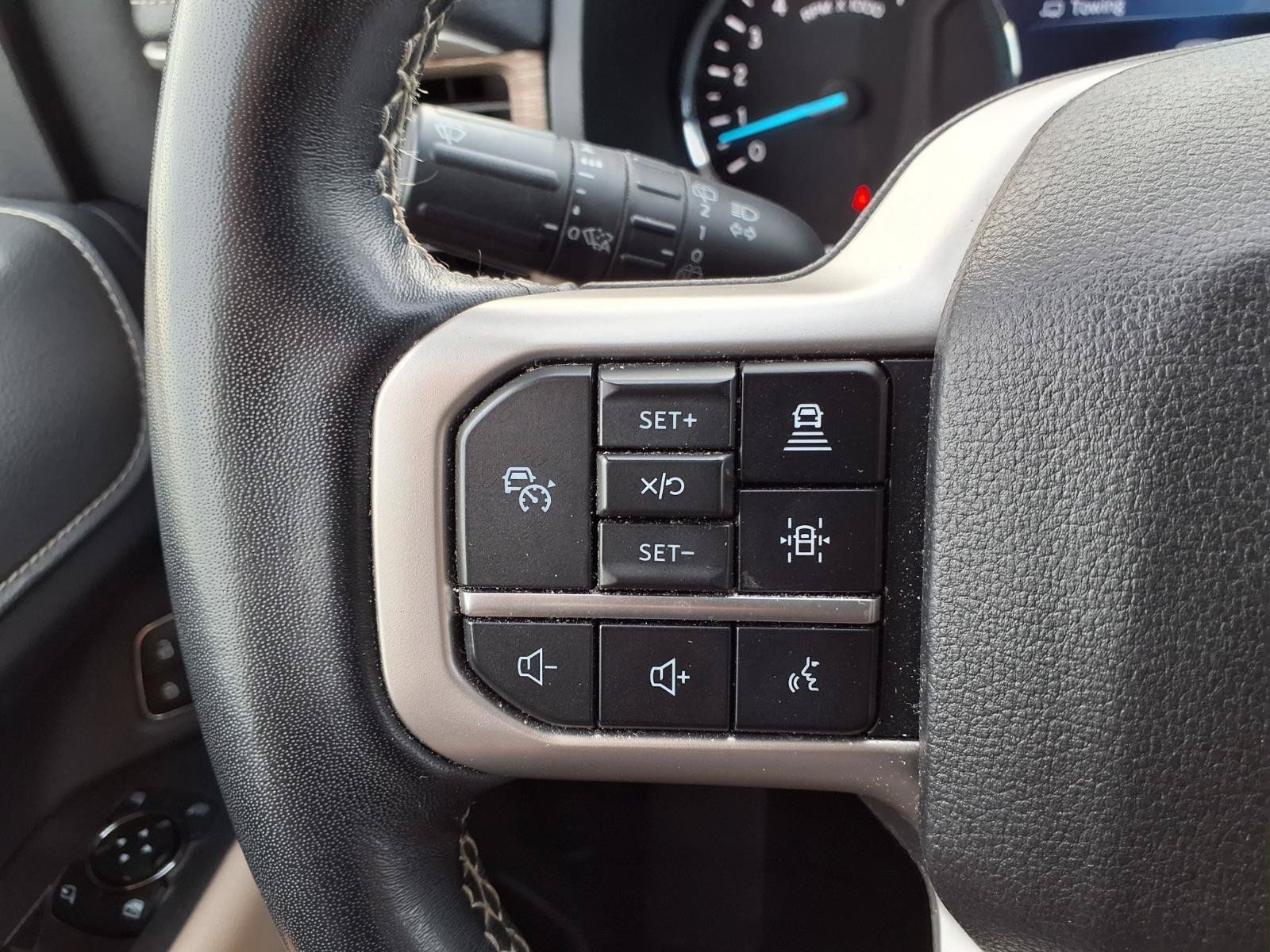 Used 2024 Ford Expedition Max Limited AWD/4WD image 16