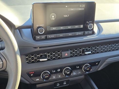 Used 2024 Honda Accord EX image 27