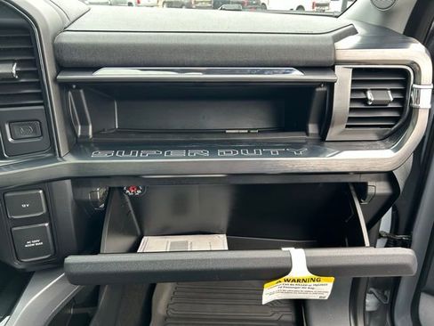 Used 2025 Ford F350 Lariat w/ Black Appearance Package AWD/4WD image 42