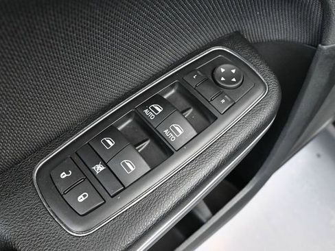 Used 2016 Dodge Charger SE AWD/4WD image 19