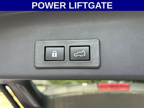 Used 2024 Subaru Ascent Limited w/ Technology Package AWD/4WD image 17