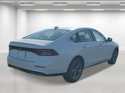 New 2026 Honda Accord EX-L image 3