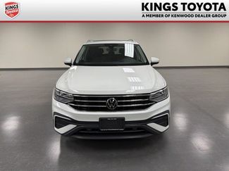 Used 2023 Volkswagen Tiguan SE video 1