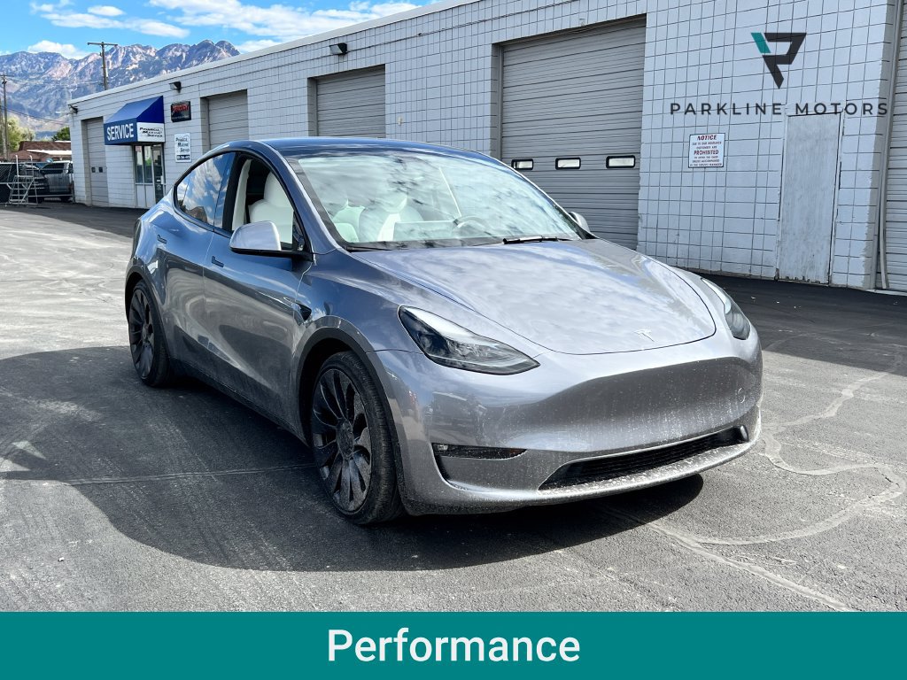 Used 2024 Tesla Model Y Performance AWD/4WD image 1