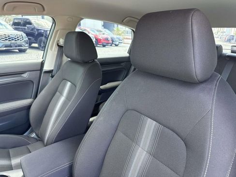 Used 2023 Honda Civic LX image 19