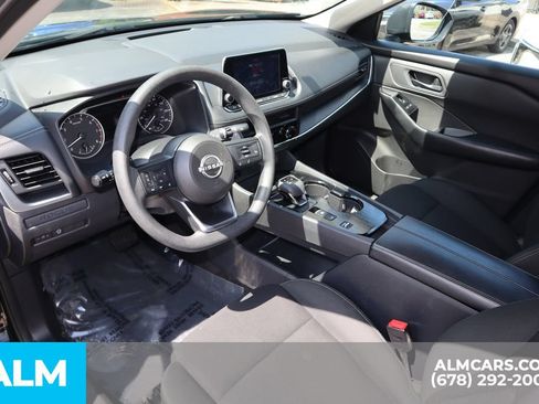 Used 2024 Nissan Rogue S FWD image 10