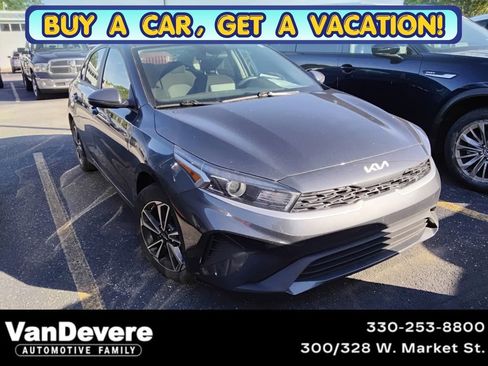 Used 2024 Kia Forte LXS w/ LXS Technology Package FWD image 1