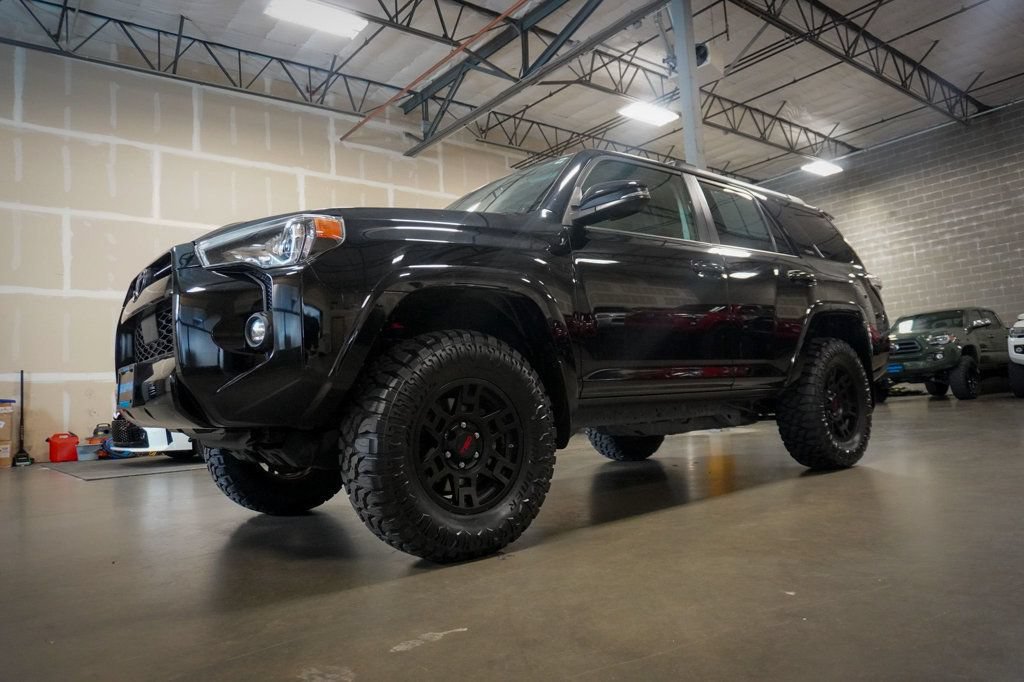 Used 2021 Toyota 4Runner SR5 Premium w/ Moonroof Package AWD/4WD image 2