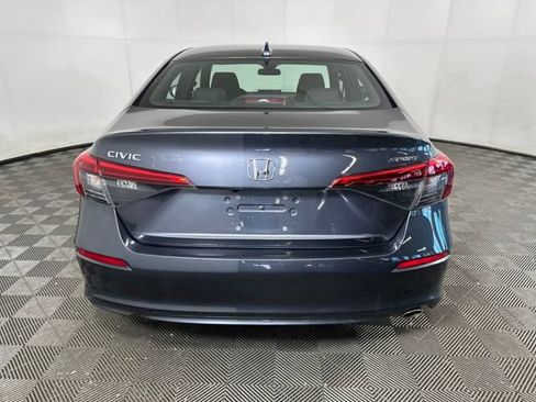 Used 2024 Honda Civic Sport image 4