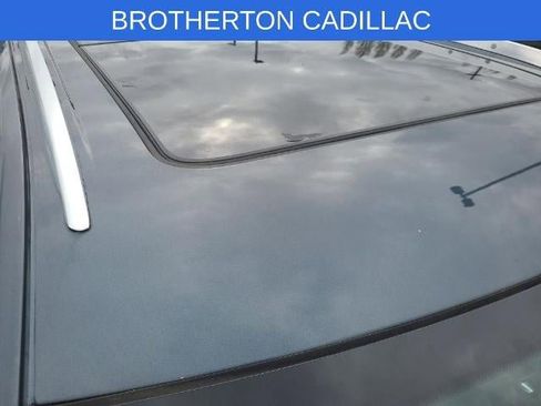 Used 2019 Cadillac XT4 Premium Luxury image 4