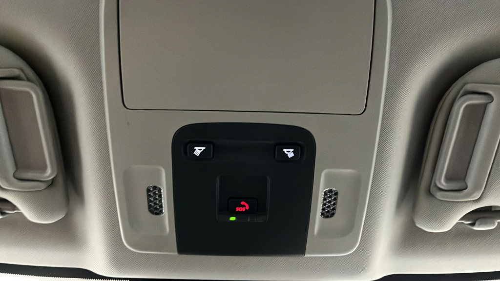 Used 2025 Toyota Camry LE FWD image 30
