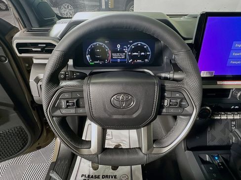 New 2026 Toyota Tacoma TRD Off-Road AWD/4WD image 11