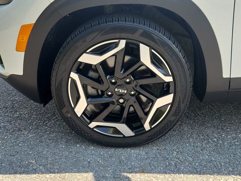 Used 2024 Kia Seltos SX AWD/4WD image 12
