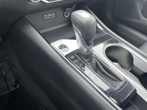 Used 2024 Nissan Altima 2.5 SV image 42