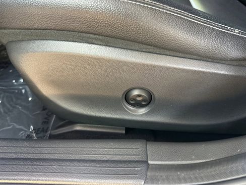 Used 2018 Mercedes-Benz GLA 250 4MATIC image 13