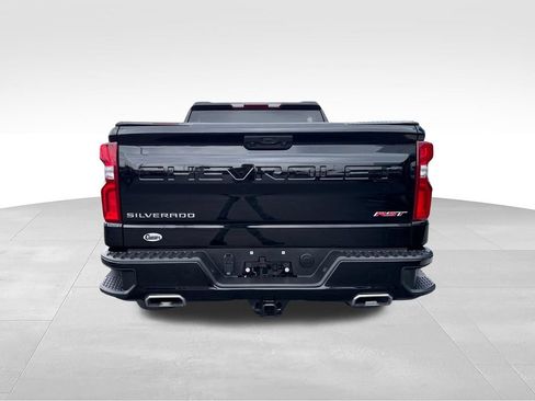 Used 2024 Chevrolet Silverado 1500 RST w/ Z71 Off-Road Package AWD/4WD image 4