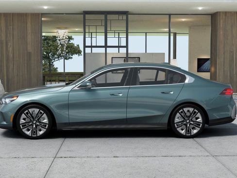 New 2026 BMW 530i image 4