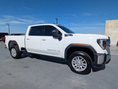 Used 2024 GMC Sierra 2500 SLE w/ SLE Value Package; image 1