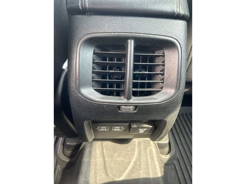 Used 2022 Jeep Cherokee Latitude Lux w/ Sun & Sound Group AWD/4WD image 10