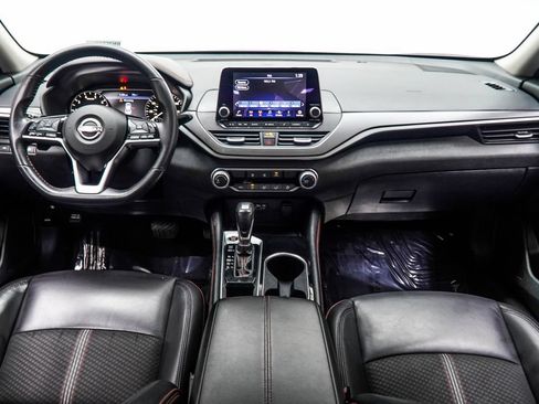 Used 2024 Nissan Altima 2.5 SR FWD image 5