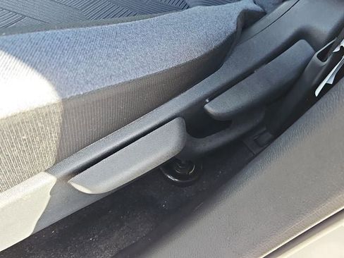 Used 2025 Nissan Versa SV w/ Trunk Package image 18