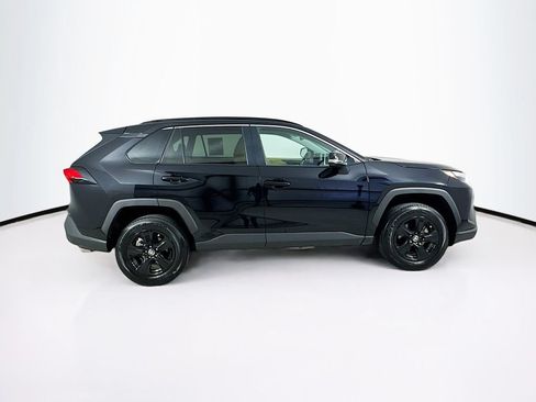 Used 2025 Toyota RAV4 XLE AWD/4WD image 8