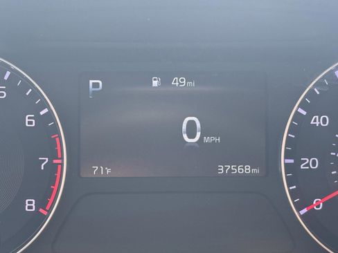 Used 2023 Kia Forte LXS w/ LXS Technology Package FWD image 9