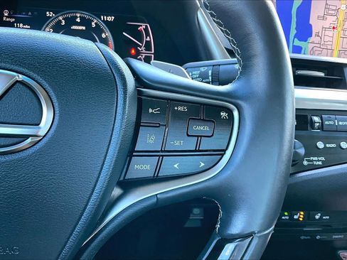 Used 2020 Lexus ES 350 w/ Premium Package image 22